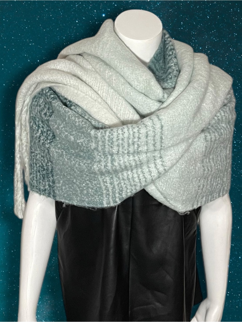 MER SEA Always By The Sea Cozy Travel Wrap Blanket Scarf Green Ombré One Size